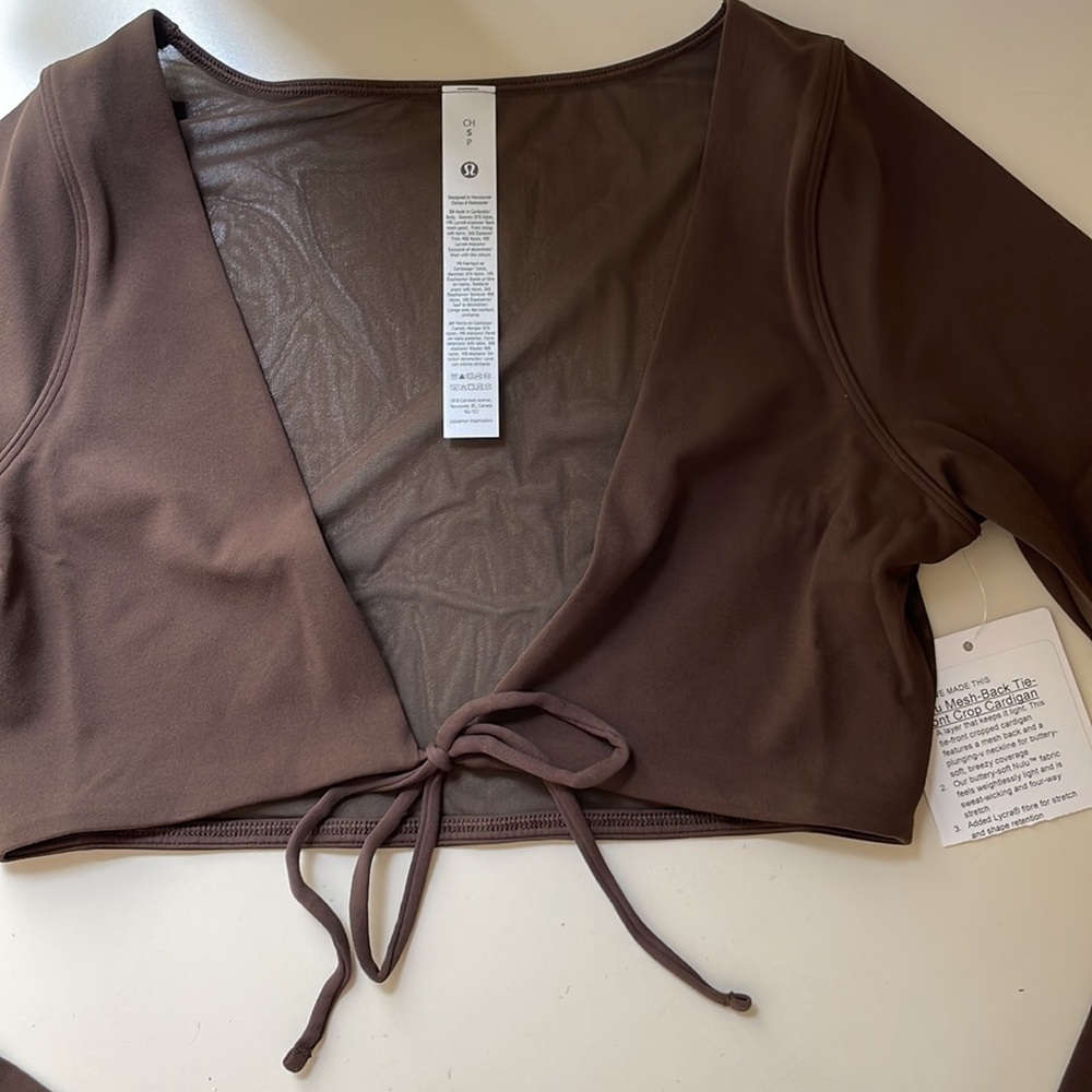 Lululemon Nulu Mesh-Back Tie-Front Cropped Cardigan
Walnut Crunch Size Small - Picture 3 of 9